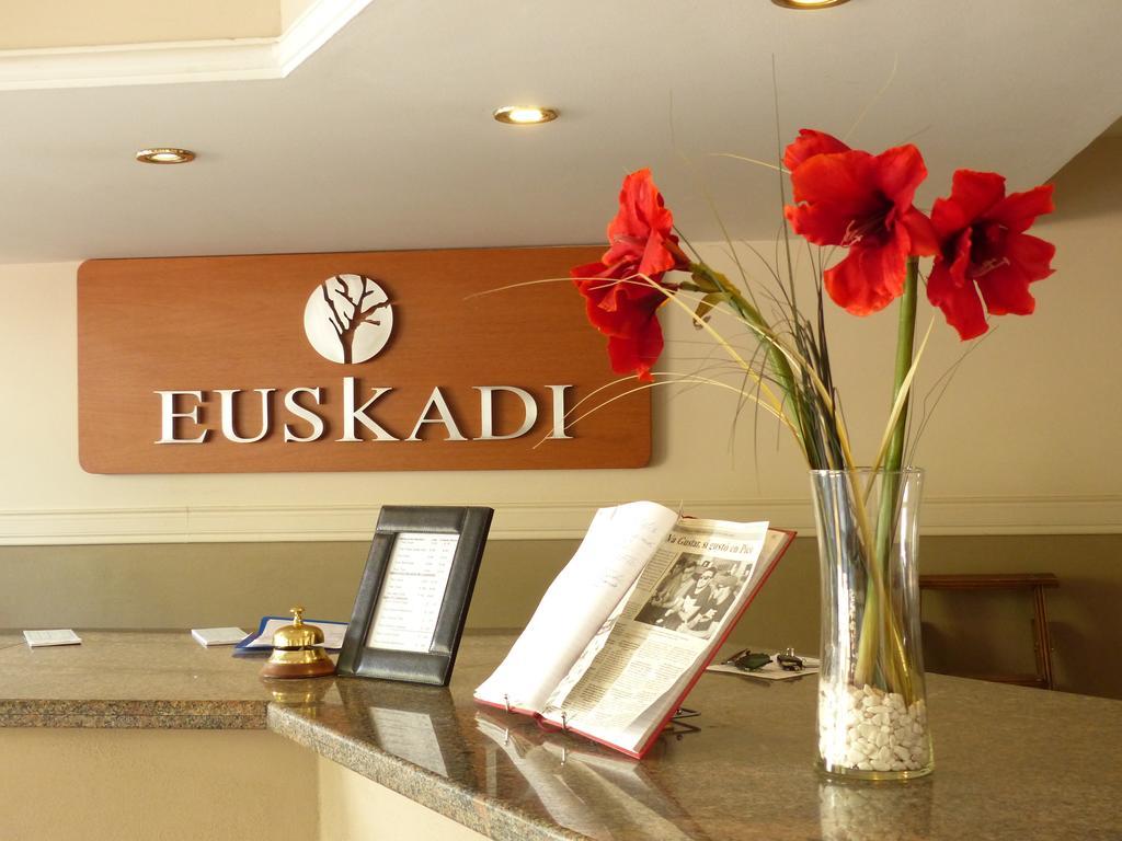 Euskadi Hotel ヘネラル・ピコ エクステリア 写真