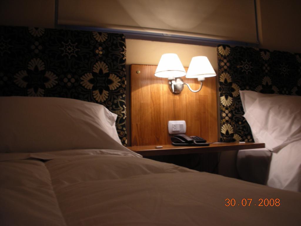 Euskadi Hotel ヘネラル・ピコ 部屋 写真