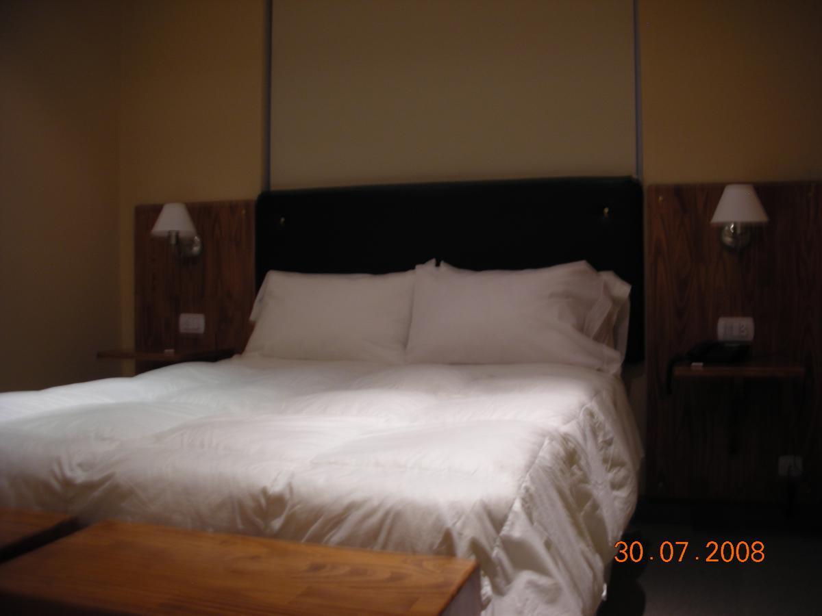 Euskadi Hotel ヘネラル・ピコ エクステリア 写真